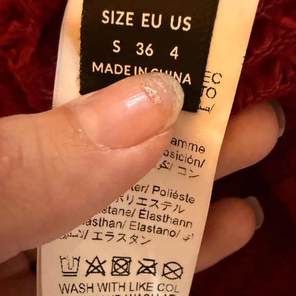 NWOT Red Cropped Ribbed Tank Top - Picture 6 of 6